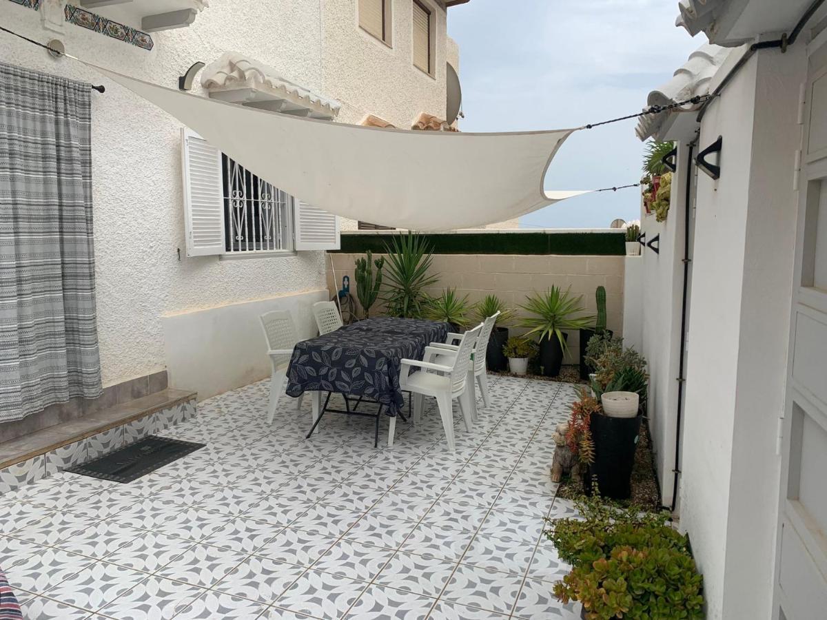 Вилла Casa De La Playa Торевьиа Экстерьер фото