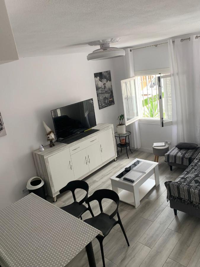 Вилла Casa De La Playa Торевьиа Экстерьер фото
